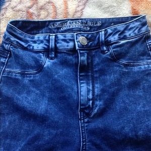 American Eagle High Waisted Jeans